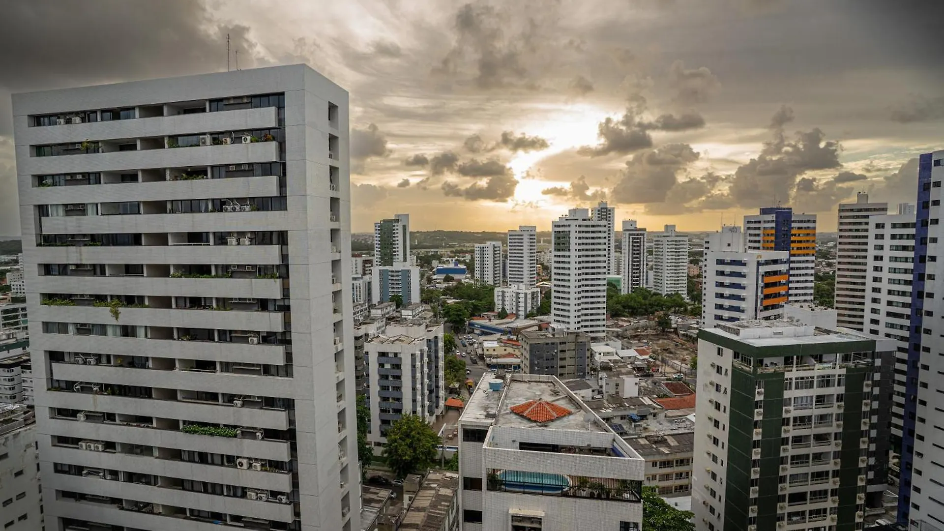 Flat C/ Limpeza Diaria | Piscina E Praia - Dl1804 Recife